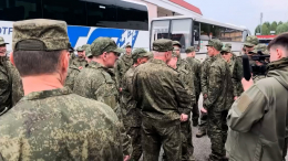 «Мы уже дома»: освобожденные из плена военнослужащие РФ поделились своими эмоциями