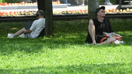 Защитный механизм: как сохранить молодость кожи в период солнечной активности