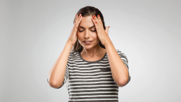 Отеки —не единственный признак: как выявить избыток соли в организме