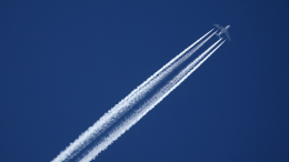 Почему люди умирают в самолетах: трагедии на борту и риски высоты