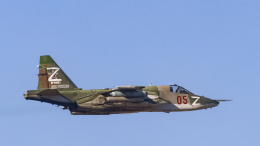 Самолеты Су-25 нанесли удар по опорному пункту ВСУ. Лучшее видео из зоны СВО