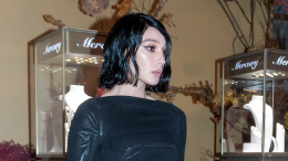 Отбирали телефоны и грозили увольнением: как прошла свадьба Насти Ивлеевой