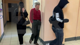 В Санкт-Петербурге мужчина зарезал свою 18-летнюю невесту и сам вызвал полицию