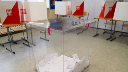 Он критикует политику ЕС и против военной помощи Киеву: главное о новом президенте Польши Кароле Навроцком