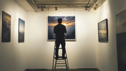 Безопасность на высоте: как выбрать хорошую приставную лестницу