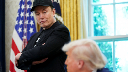 От союзников до врагов: соратники Трампа обсуждают возможное выдворение Маска из США