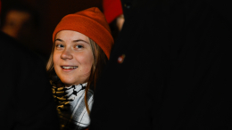 На борту следующего в сектор Газа судна с Гретой Тунберг объявили тревогу