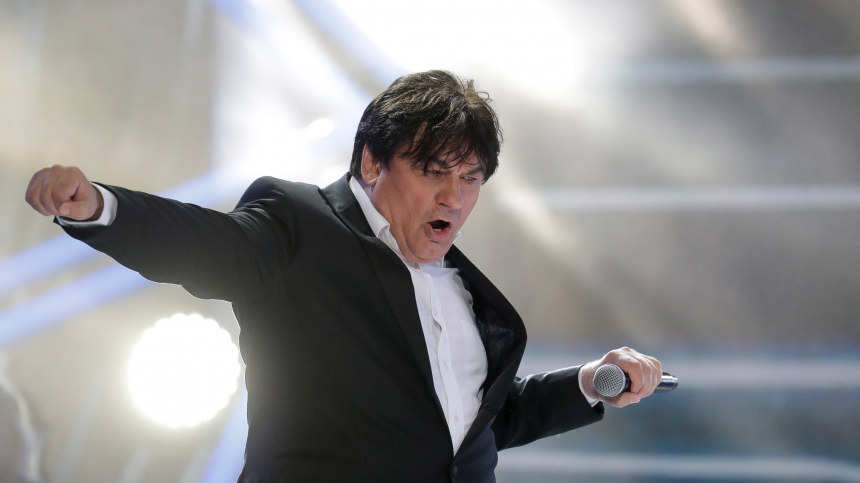 Александр Серов посоветовал молодым артистам уйти со сцены Александр Серов посоветовал молодым артистам уйти со сцены