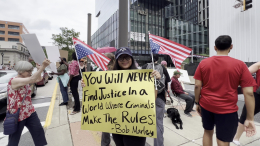Масштабные протесты охватили США