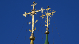 Украинские раскольники ворвались в православный храм в Черновцах