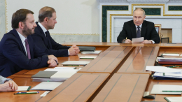 Владимир Путин напомнил о важности роста российской экономики