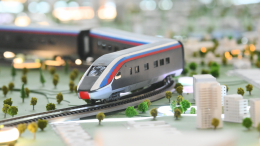 Строительство первой в России ВСМ Москва — Санкт-Петербург обсудили на ПМЭФ