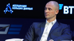 Кириенко: MAX не будет развивать собственную платежную систему