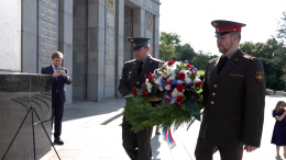 «Священный день»: в Берлине почтили память советских солдат