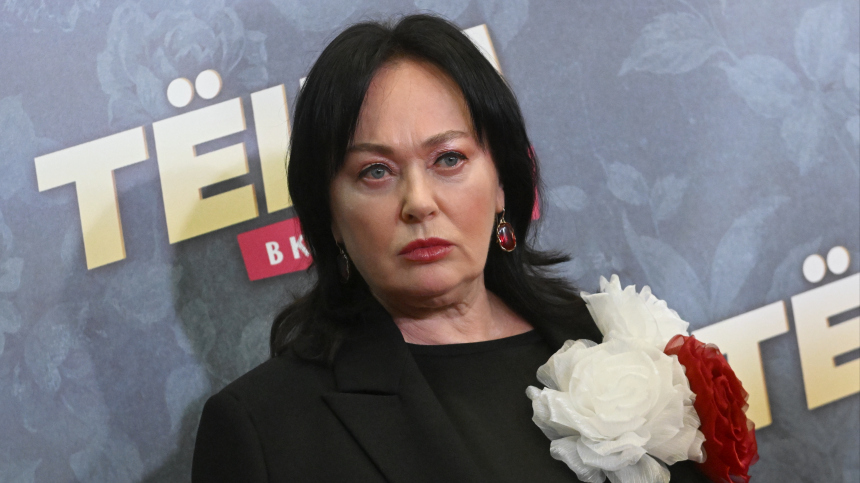 Лариса Гузеева, ставшая блондинкой, отбивается от хейтеров: Лариса Гузеева, ставшая блондинкой, отбивается от хейтеров: