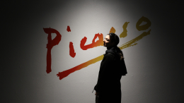 Розовая атака: экоактивисты облили краской картину Пикассо в Монреальском музее