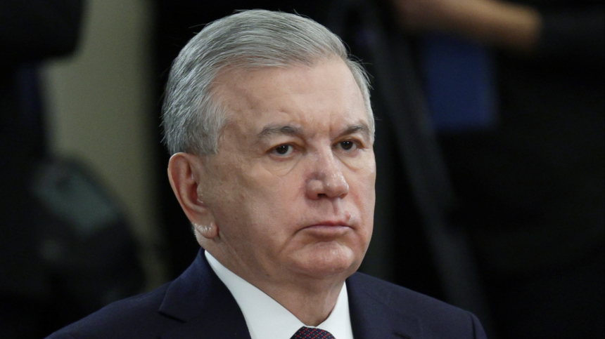 Лидер Узбекистана внес изменения в структуру администрации президента Лидер Узбекистана внес изменения в структуру администрации президента