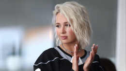 Шоу-биз за неделю: Макаревич* стал агрессором, а на Клаву Коку напали сталкеры