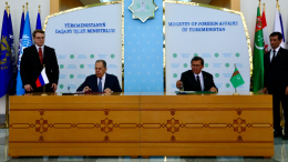 Сергей Лавров прилетел в Туркменистан с официальным визитом