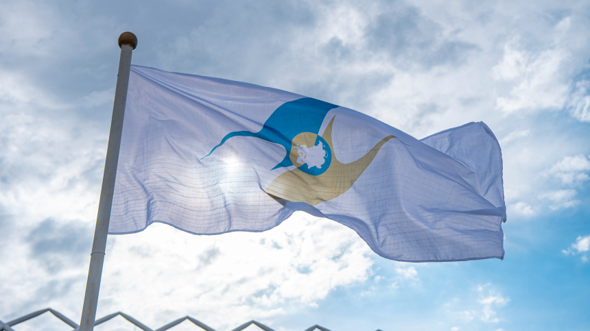 Помощник президента РФ Юрий Ушаков раскрыл подробности проведения Евразийского э