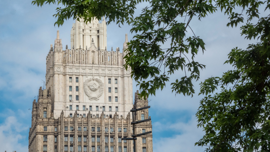 В МИД РФ заявили о стремлении НАТО продолжать конфликт на Украине