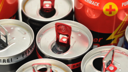 Сахарный крючок: названы последствия употребления энергетиков