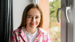 На Пятом канале акция «День добрых дел» для юной Алексии