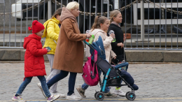 Нужно больше: многодетным семьям не хватает групп продленки в школах