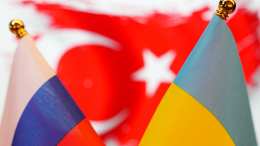 Захарова: Стамбул остается площадкой переговоров России и Украины