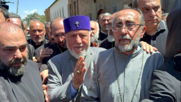 Спецназ Армении штурмом пытался взять резиденции Каталикоса