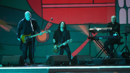 Под музыку Вадима Самойлова выпускники танцевали задолго до «Алых парусов»