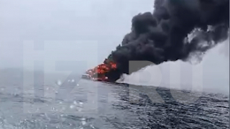 «Прыгайте, иначе все умрете»: подробности пожара на катере во Владивостоке