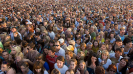 Как не стать жертвой давки: лайфхаки «выживания» на летних фестивалях