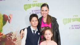 Дети Прилучного и Муцениеце воссоединились после разлуки