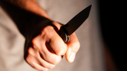 Неадекватный пациент напал с ножом на врачей в Иркутске