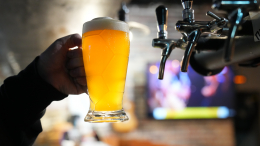 Вышли в мировые лидеры: как развивается пивоваренная отрасль в России