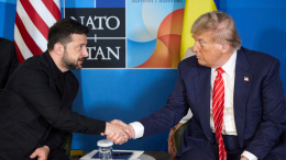 El Раis: Зеленский льстит Трампу из-за страха потерять помощь со стороны США