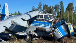 Самолет Ан-2 совершил жесткую посадку в Забайкалье: что известно к этому часу