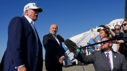 «Слетает с катушек»: Трамп высказался о поведении Илона Маска