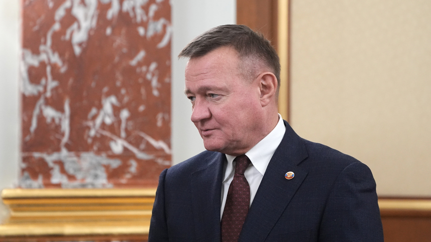 Путин освободил Старовойта от должности главы Минтранса