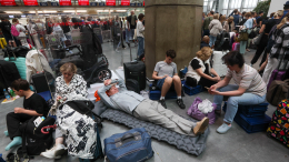 По-прежнему многолюдно: аэропорт Пулково возвращается к штатной работе