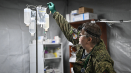 «Борются за жизнь»: военные медики спасают бойцов прямо под обстрелами ВСУ