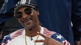 Подарки рэпера Snoop Dogg за полчаса распродали в Telegram за 12 миллионов долларов