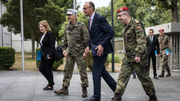 «Проводник неонацистской идеологии»: политолог о планах Мерца на Германию