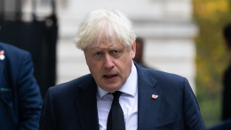 Джонсон заявил о «полезной выгоде» Макрона от миграционного кризиса в Великобритании
