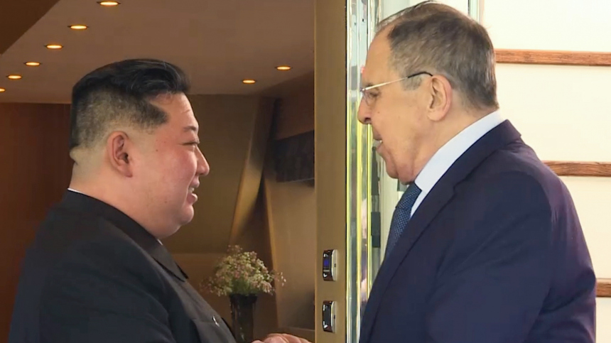 Лавров поблагодарил Ким Чен Ына за помощь в освобождении Курской области