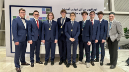 Российские школьники завоевали четыре золотые медали на Олимпиаде по химии в Дубае