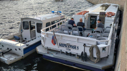 Два теплохода столкнулись на реке Фонтанка в Петербурге