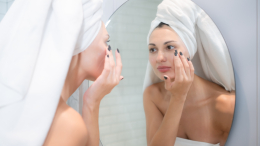 Розацеа и жара: что наносить на лицо категорически нельзя