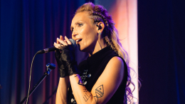 Пора перестать предавать: СОVID открыл певице Елене Jaya новый взгляд на Родину